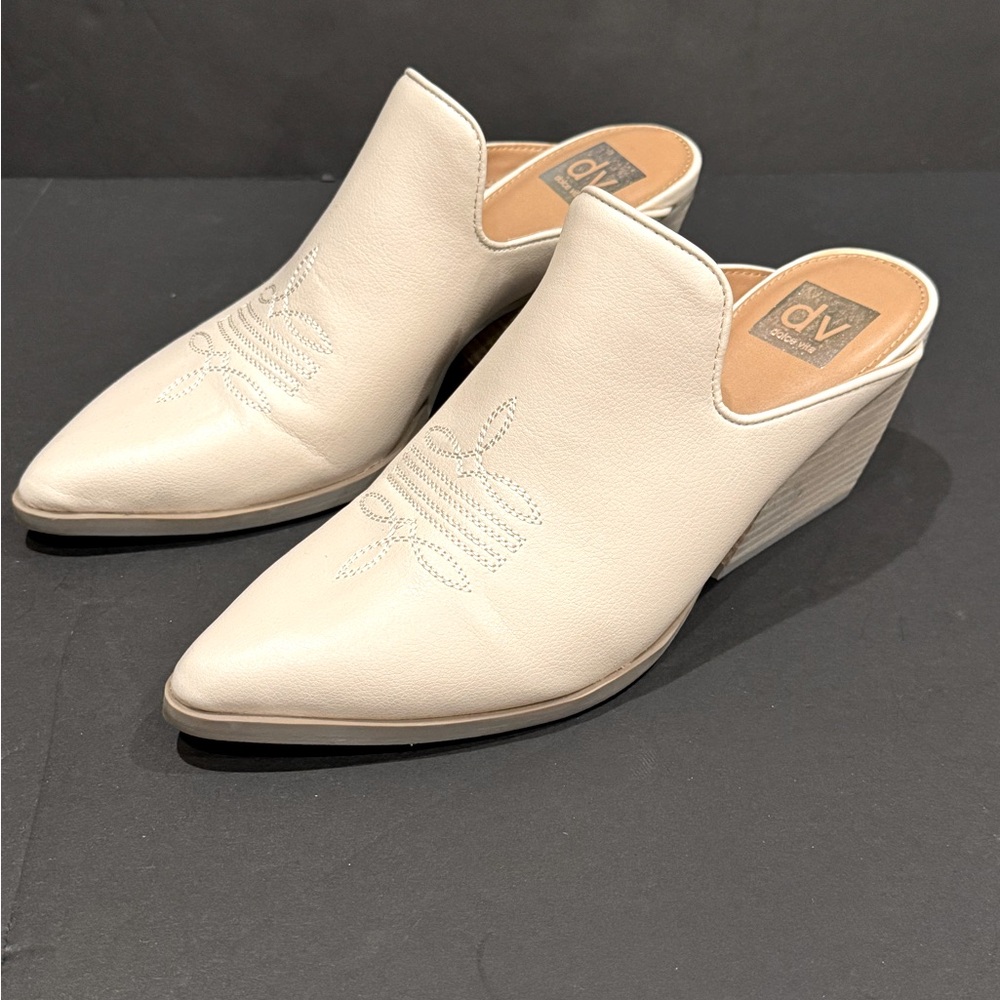 Dolce Vita Kandala Women's Cream Western Wedge Mules size 9.5 medium